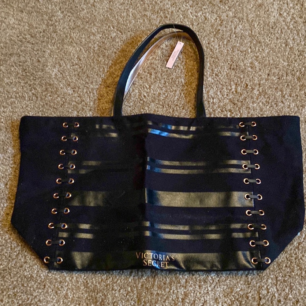Victoria Secret tote or overnight bag